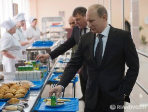 Putin Russian food to beat McDonald's